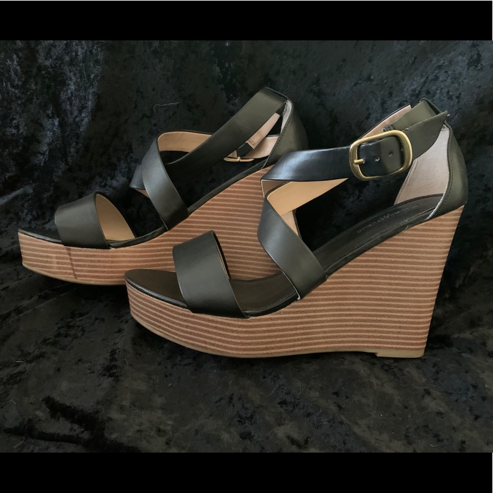 Banana Republic Strappy Wedges